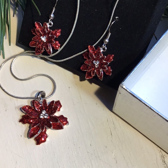 Christmas Poinsettia Jewelry Necklace & Earrings - Picture 6 of 16